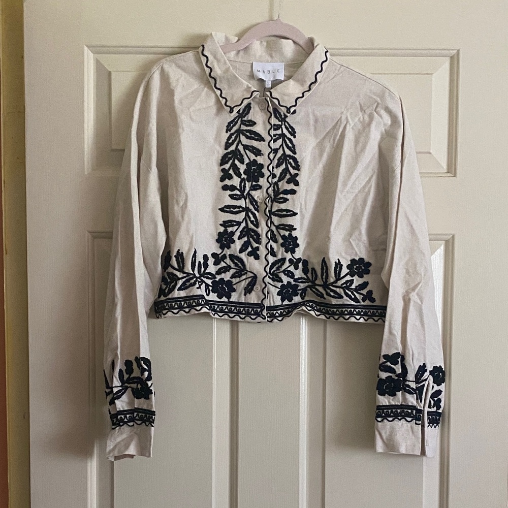 NWT MARBLE Cream and Black Embroidered Long Sleeve Blouse, Size L